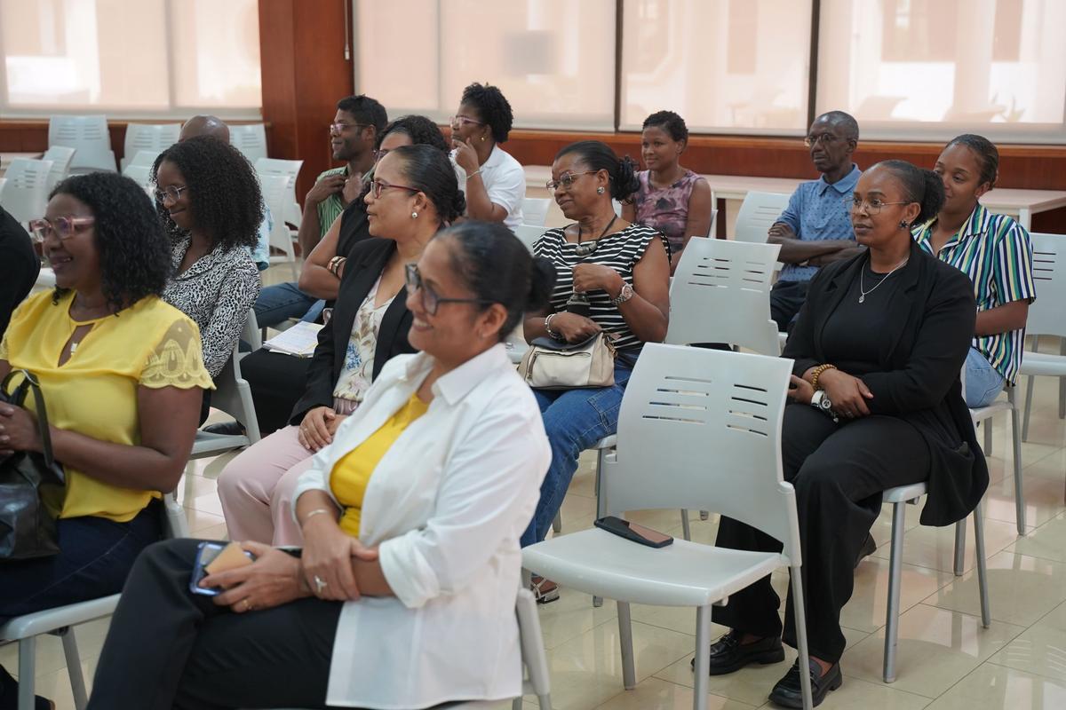 Direção de Recursos Humanos e Assuntos Gerais da Chefia do Governo de Cabo Verde reforça compromisso com a saúde mental dos colaboradores no encerramento do setembro Amarelo