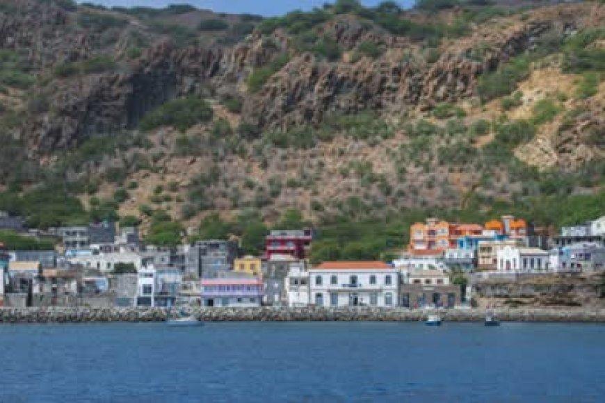 Novo navio para a linha Brava&Fogo já segue viagem para Cabo Verde