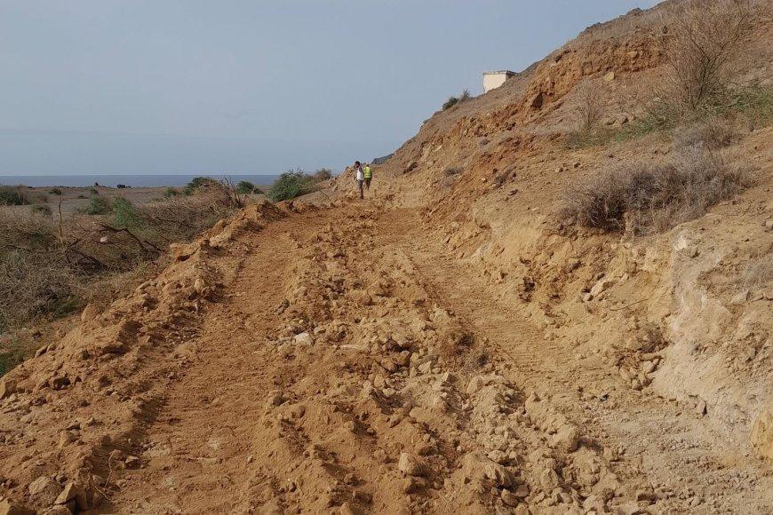 População de Fajã d’Água questiona quando estará pronta a estrada alternativa que ligará a localidade a Palhal
