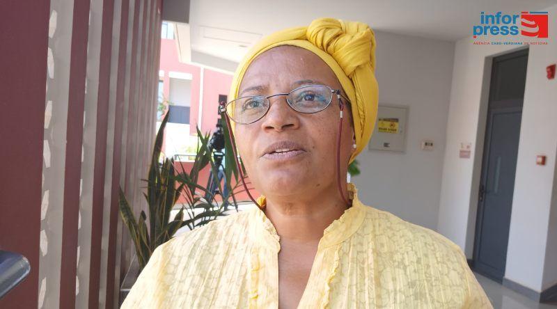 Docente defende resposta urgente ao ensino bilingue e reforço da investigação sobre as línguas em Cabo Verde