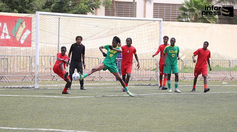 Futebol/Sub-17: Juventude de Santiago Norte vence Sporting da Boavista (2-1) e soma segunda vitória