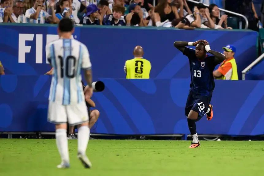 O golaço de Sidny e a jogada que fez cair a Argentina na armadilha dos Tubarões Azuis