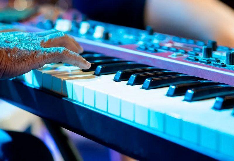Concertos no Le Metalo - Restaurante Musical