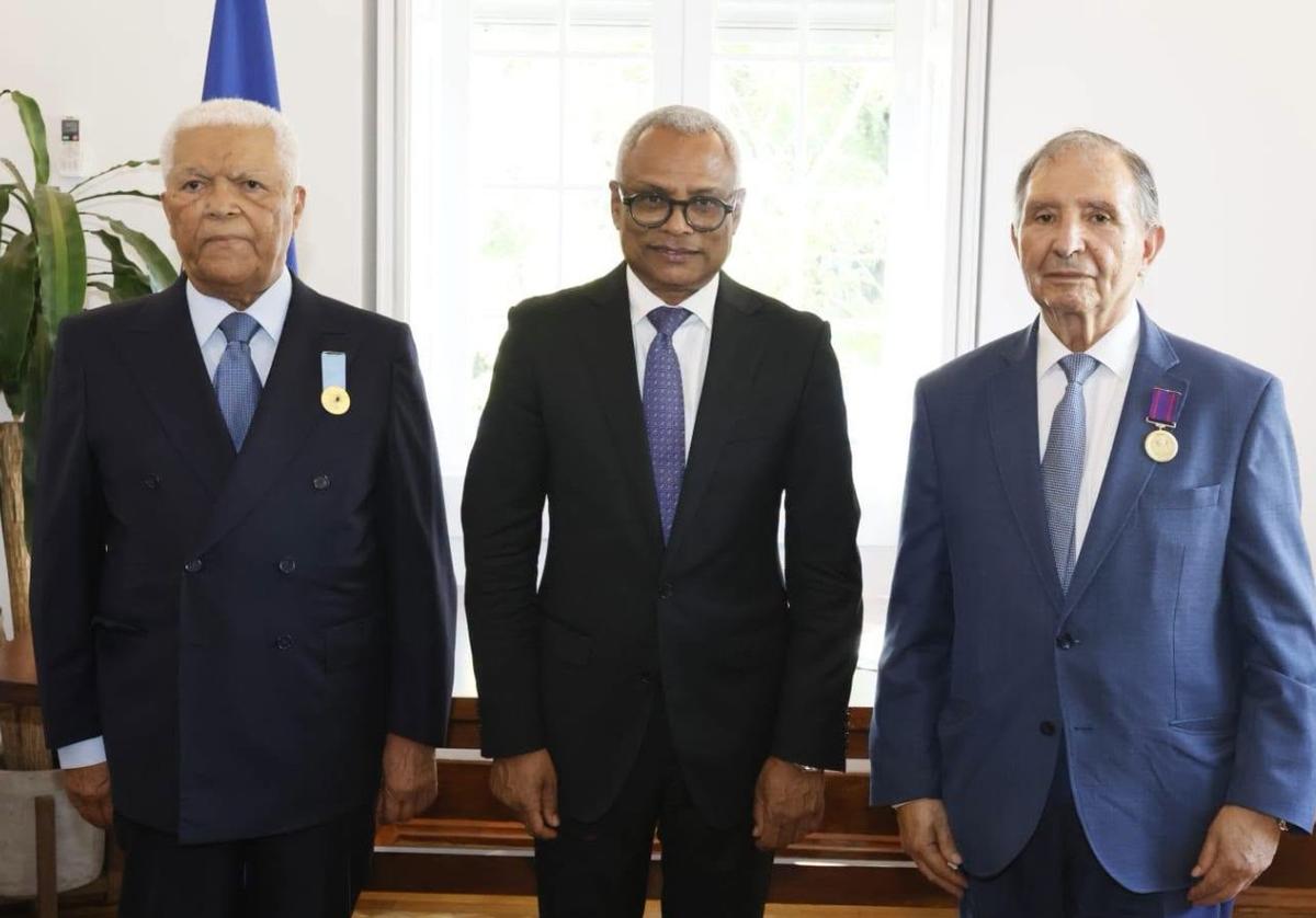 Cabo Verde: Presidente condecora duas personalidades em Lisboa