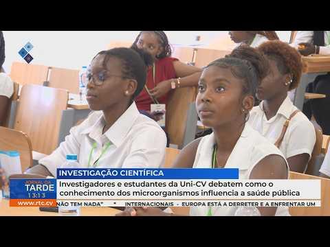 Investigadores e Estudantes da Uni-CV Debatem Microorganismos e Saúde Pública
