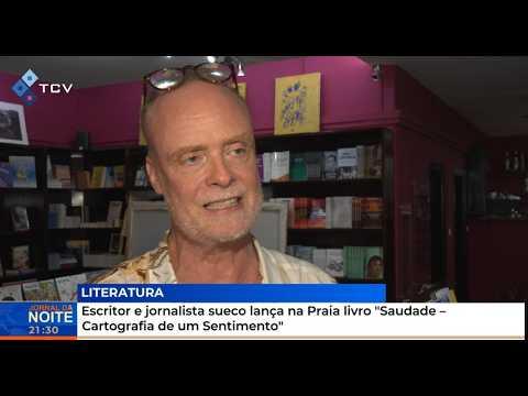 Henrik Brandão Lança Livro 'Saudade' na Praia