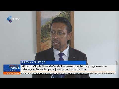 Ministro Clovis Silva defende programas de reintegração social para jovens reclusos da ilha Brava