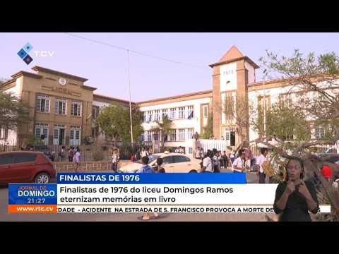 Finalistas de 1976 do liceu Domingos Ramos eternizam memórias em livro