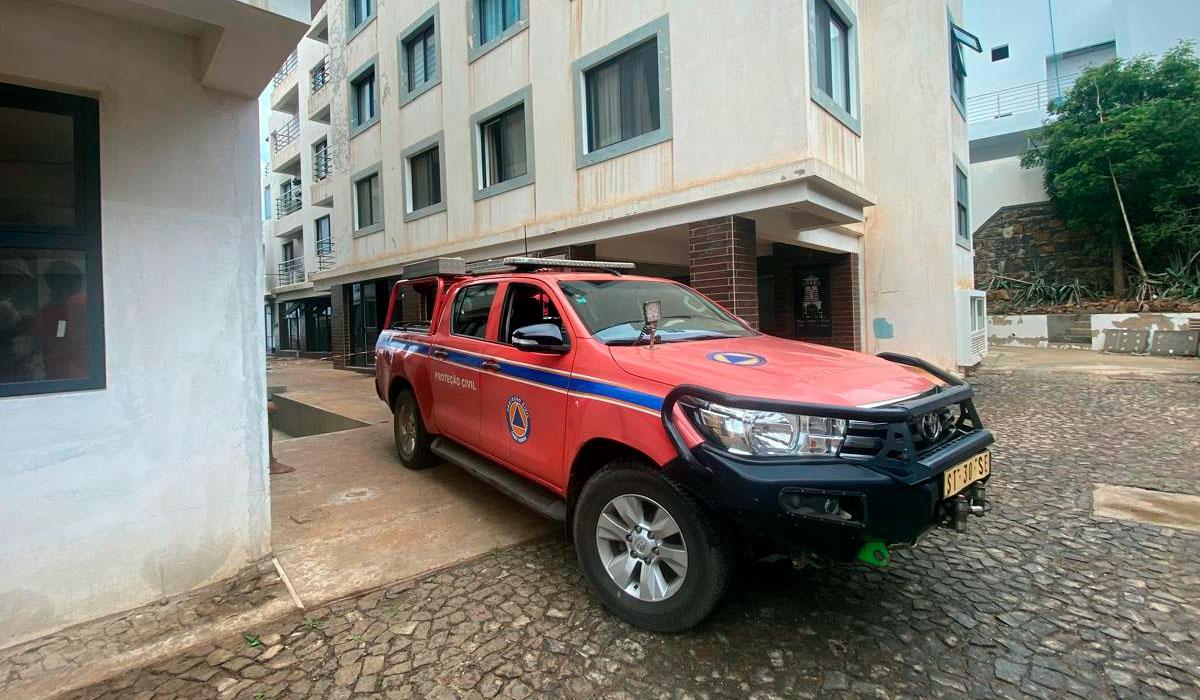 Arquitecto Tavares encontrado morto no seu apartamento após suspeita de explosão, seguida de incêndio
