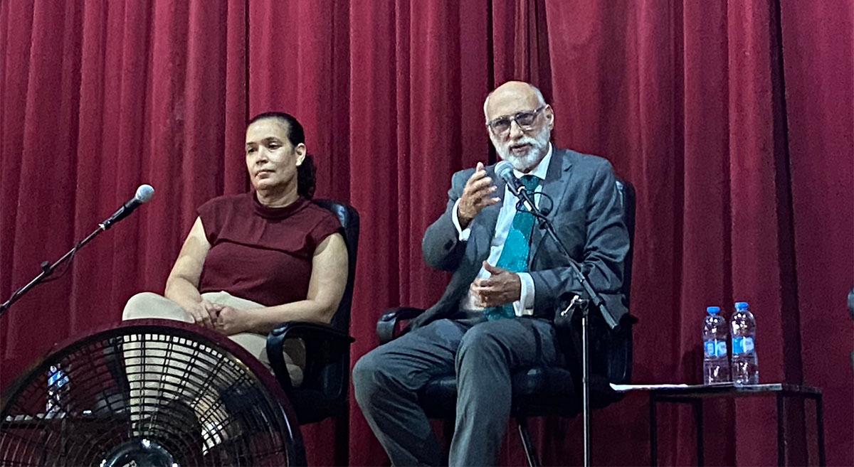 Investigador defende que fome deve ser encarado como um problema político em conferência da UniCV