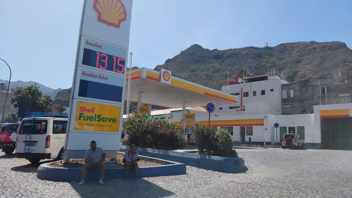 Cortar viagens e consultorias não baixa, por si só, o preço na bomba