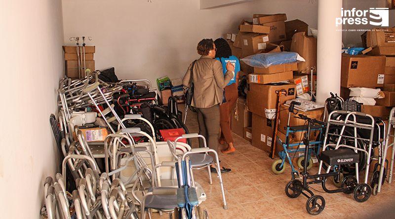 Projeto Zé Luís Solidário reforça apoio social com entrega material hospitalar