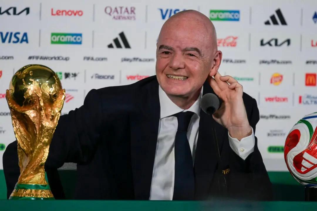 Infantino sobre polémicas antes do Mundial: 'Não controlamos tudo'