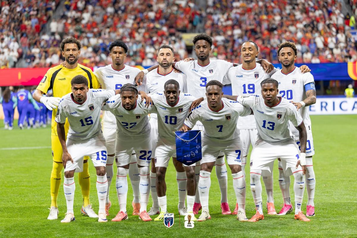 Depois da Espanha, é hora de descer das nuvens: o Uruguai não joga futebol, joga uma guerra