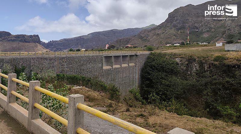 São Nicolau: Jovem de 23 anos morre após queda na barragem de Banca Furada em Fajã