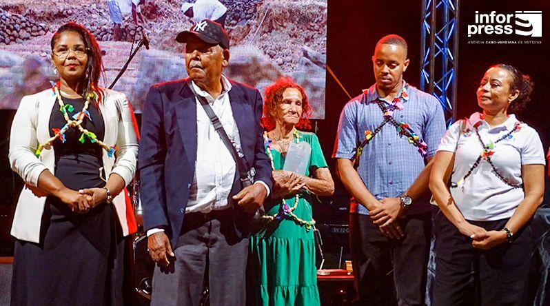Porto Novo/São João: Autarquia Homenageia Guardiões das Festas