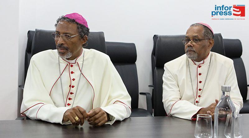 Mundial2026: Dioceses de Santiago e do Mindelo felicitam Tubarões Azuis “exemplo de valores e orgulho nacional”