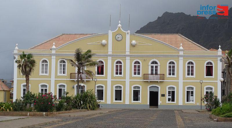 Ribeira Grande: Assembleia Municipal reúne-se terça-feira com aprovação do orçamento municipal 2027 na agenda