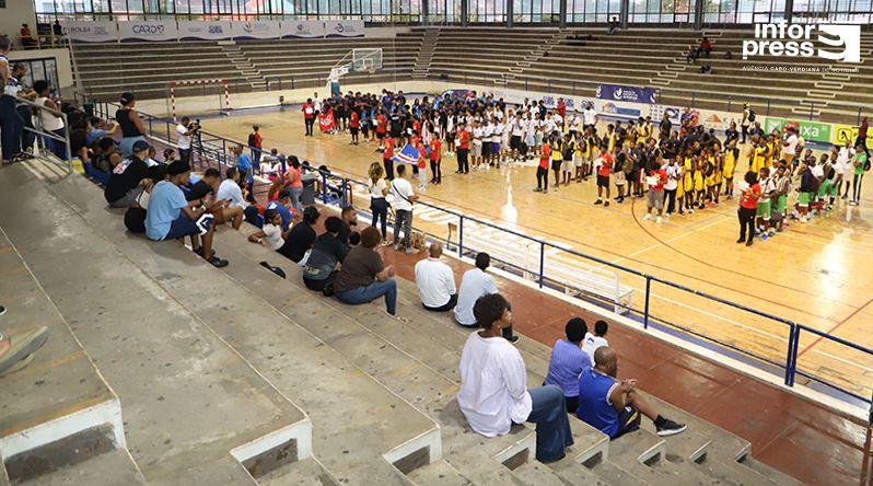 Basquetebol: Segunda jornada do Nacional Sub-18 coloca hoje seis equipas em campo após ronda inaugural