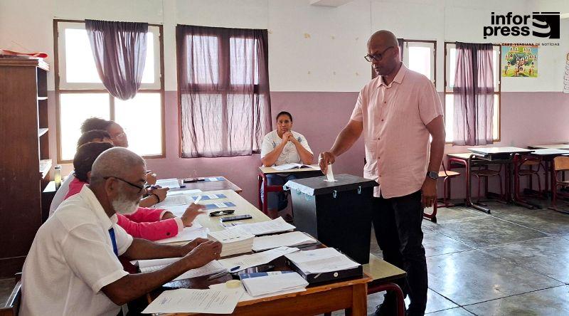 Legislativas2026/Santo Antão: Carlos Bartolomeu vota e apela aos jovens a exercerem a sua cidadania