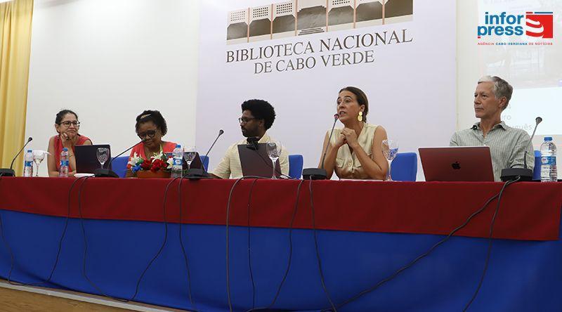 Investigadores defendem aproximação da investigação científica à sociedade e valorização da história migratória e colonial