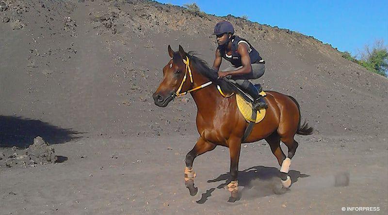 Porto Novo: Corrida de cavalos marca pela primeira vez as comemorações do Dia do Município
