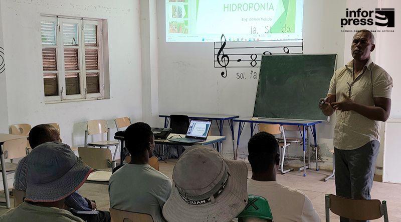 São Nicolau: Formação Capacita Agricultores em Técnicas de Produção