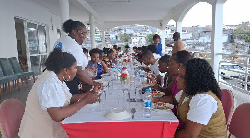 Fundação Naděje Cabo Verde realiza encontro sobre empoderamento feminino e bem-estar