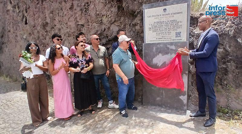Homenagem aos Obreiros da Estrada Ribeira Grande – Porto Novo