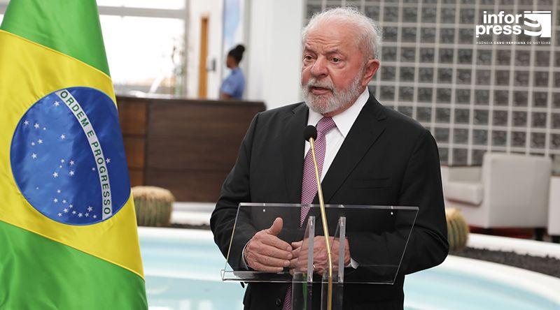 Brasil classifica tarifas dos EUA como "marco lastimável" e prepara reação na OMC