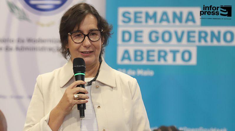 Especialista brasileira defende governo aberto como ferramenta essencial para fortalecer a democracia