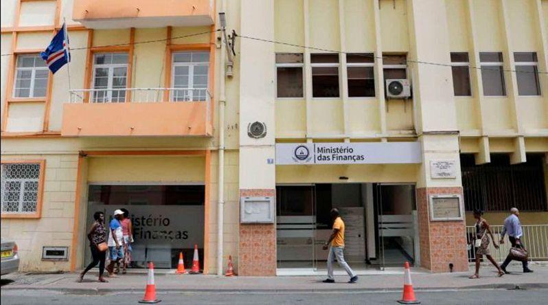 Maria Celestina Pereira Nomeada Diretora da Alfândega da Praia