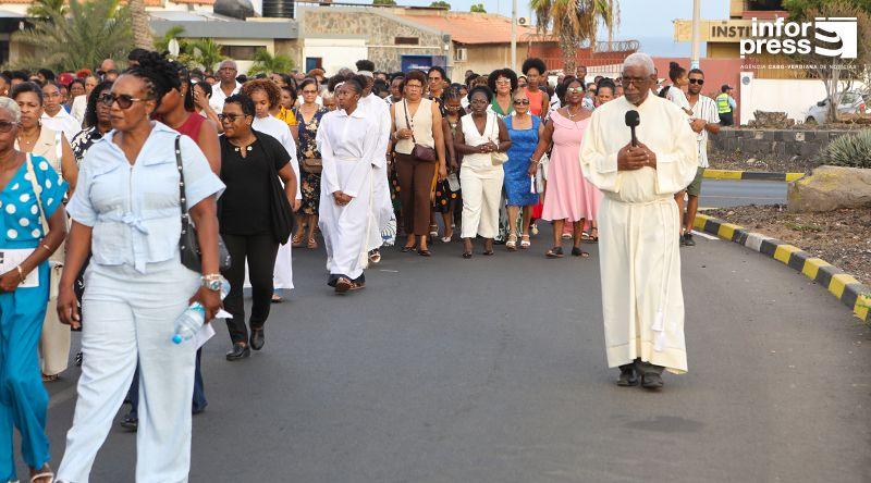Praia: Padre Constantina destaca valor do "Toque de Salva" e apela à recuperação da cultura de respeito