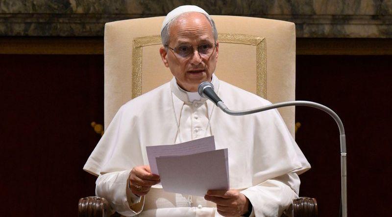 Leão XIV rejeita alegações de que Deus justifica a guerra, na missa do Domingo de Ramos