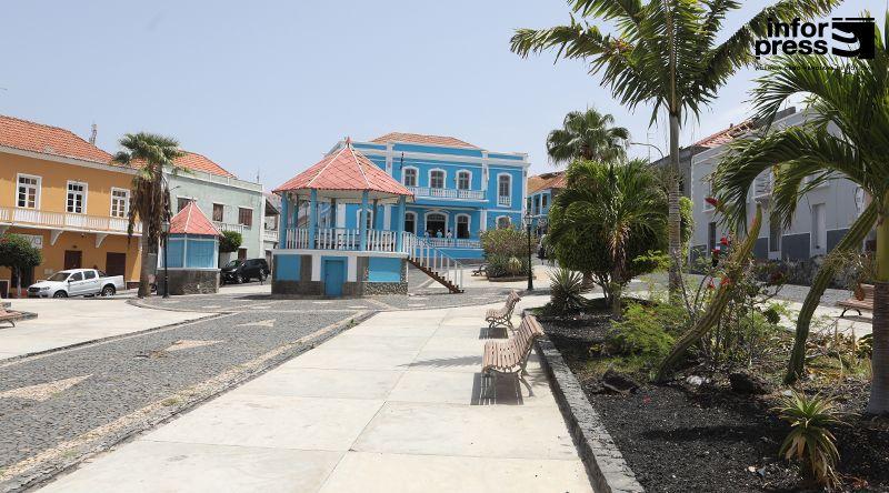 Autoridade Tributária promove formação na Região Fogo/Brava para reforço da literacia fiscal