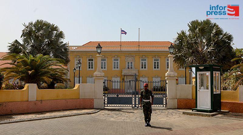 Presidente da República condecora profissional de saúde e líderes religiosos por contributos prestados a Cabo Verde