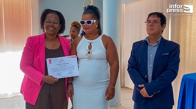 Ilha do Sal: Programa de Inclusão Produtiva entrega certificados a 86 beneficiários e reforça combate à pobreza