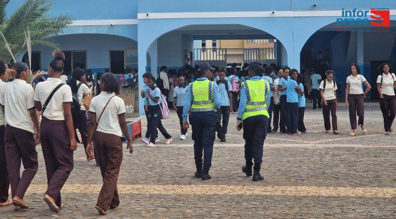 Boa Vista: Polícia Nacional reforça projecto “Escola Segura” com efectivos permanentes no novo ano lectivo