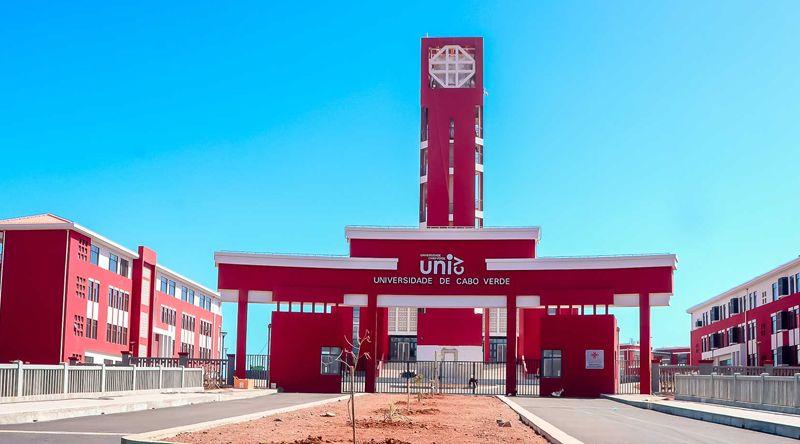 Uni-CV desafia jovens a adoptarem comportamentos saudáveis através do projecto “Ativa.Mente”