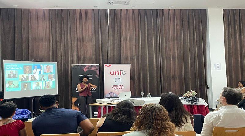 Deisy de Pina Defende Aproximação entre Ciência e Jornalismo em Cabo Verde