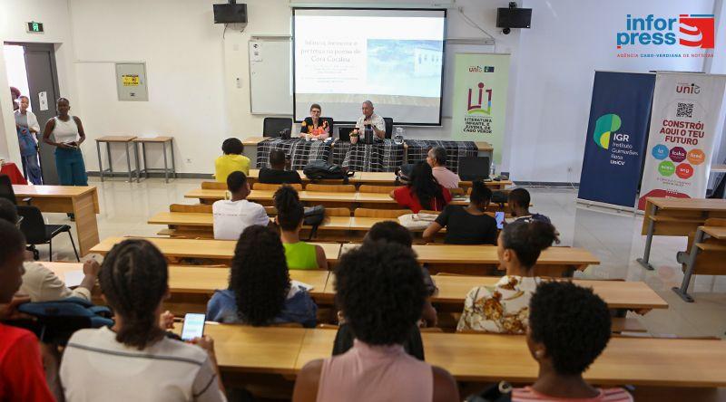Simpósio de Literatura Infantil e Juvenil na Uni-CV Promove Leitura