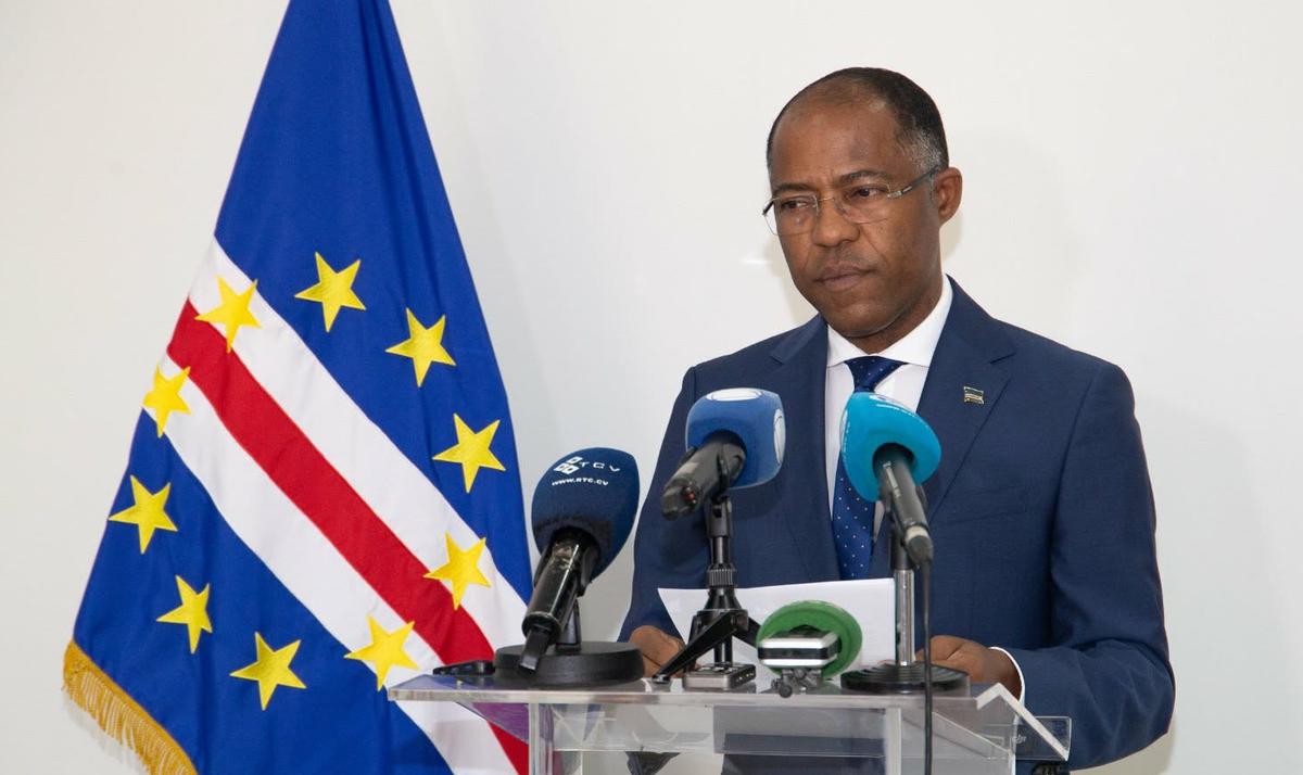 Francisco Carvalho alerta para ameaças da subida do nível do mar aos ganhos de Cabo Verde