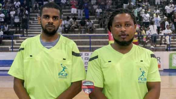 Árbitros cabo-verdianos num Torneio Internacional de Andebol