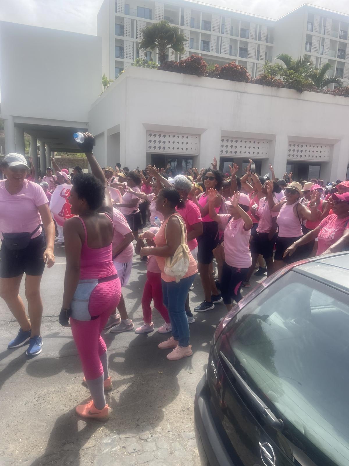 16.ª CAMINHADA ROSA É MAIS DO QUE UMA CAMINHADA, É UMA LUTA PELA VIDA