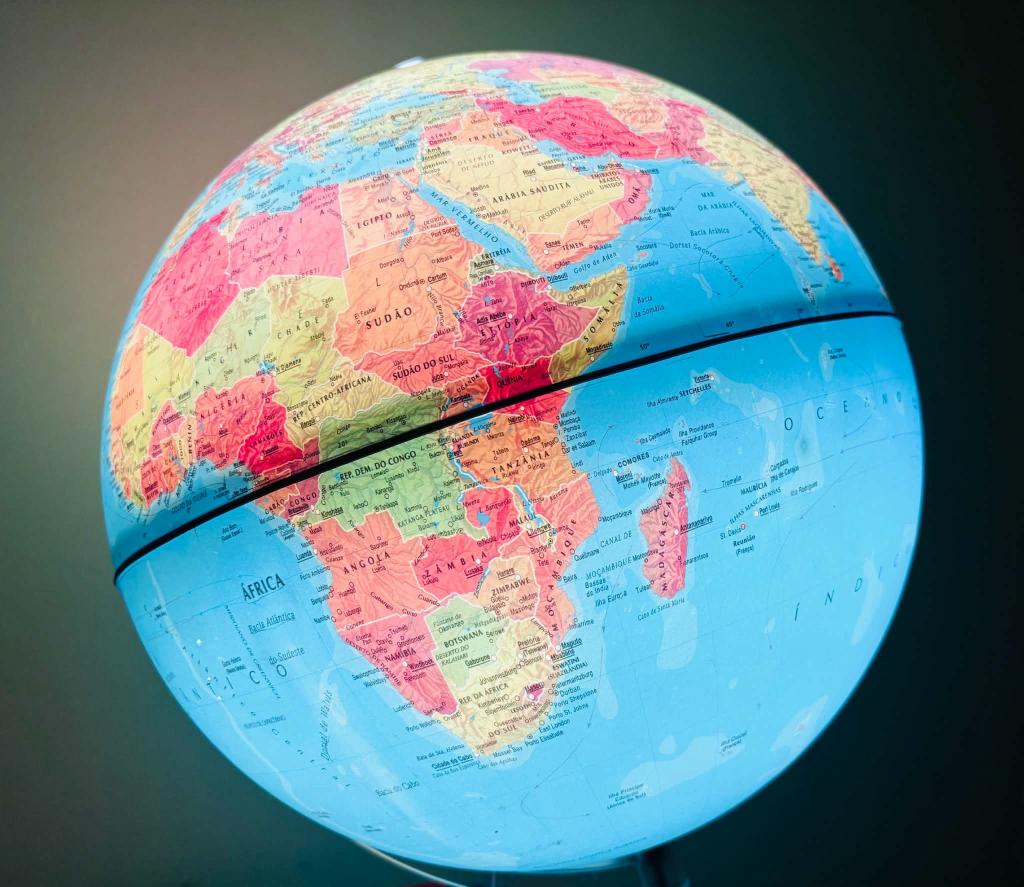 Mundo/
ONU aprova resolução para corrigir distorções dos mapas mundiais