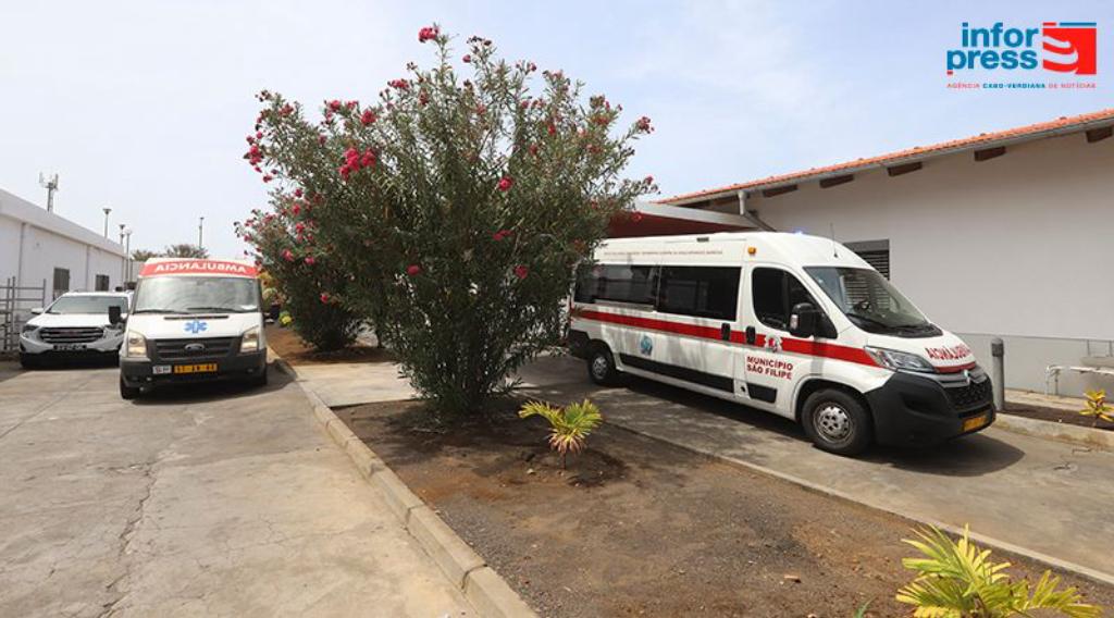 País/
Fogo/Acidente: Autocarro transportava 38 passageiros e acidente fez 25 mortos e 13 feridos