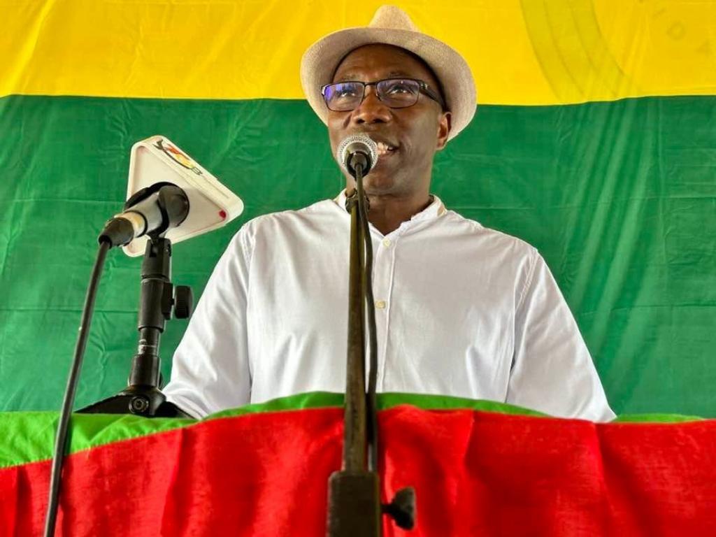 Mundo/
Guiné-Bissau: PAIGC repudia resolução sobre mudança de sedes partidárias