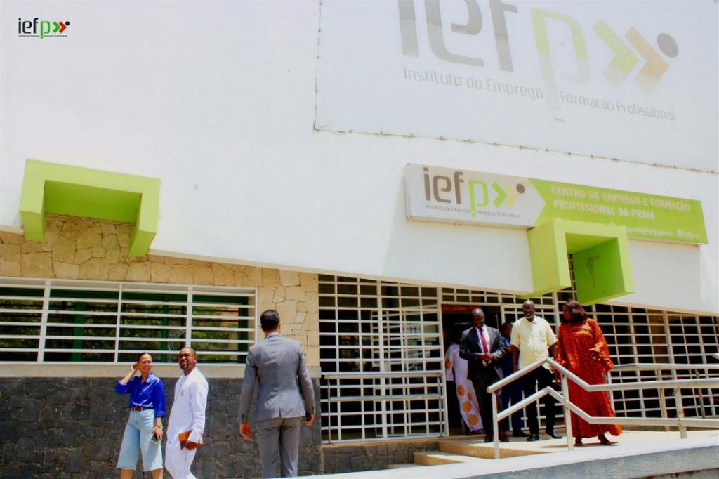 País/
Governo nomeia novos presidentes de IEFP, Escola de Hotelaria e Turismo de Cabo Verde e CERMI