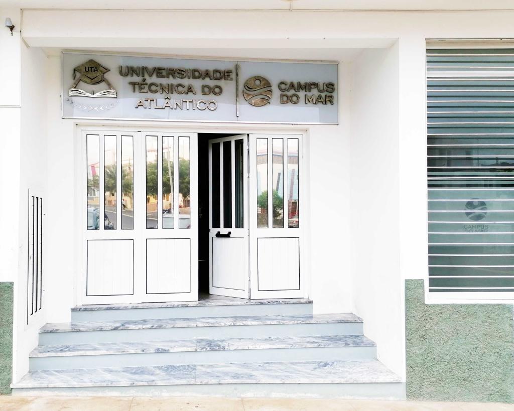 Graciano Nascimento é o novo reitor da Universidade Técnica do Atlântico