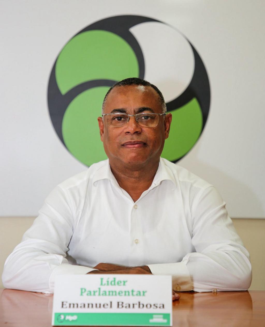 Política/
Emanuel Barbosa eleito presidente da Direcção do Grupo Parlamentar do MpD